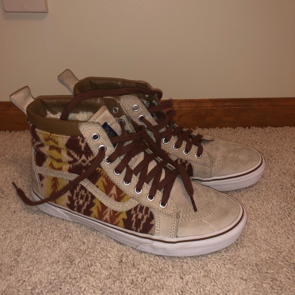 Pendleton vans - Picture 4 of 6